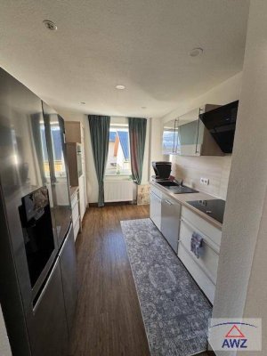 Zweifamilienhaus mit großem Garten!