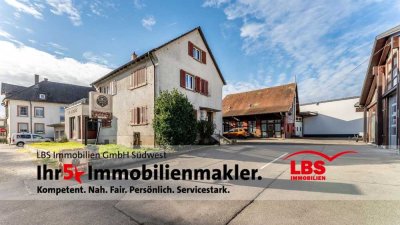 Zweifamilienhaus + Gewerbeflächen + Grundstück! Vielseitiges Anwesen mit Entwicklungspotenzial!