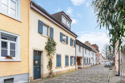 300m² Altstadtparadies mit Innenhof, Dachterrasse und Einliegerwohnung!