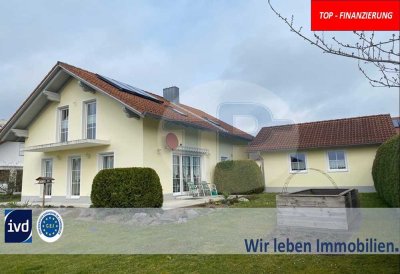 ÄUßERST GEPFLEGTES 1-2 FAMILIENHAUS
 MIT HERRLICHER AUSSICHT