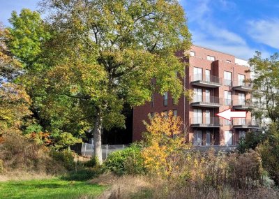 Helle 2-Zimmer-Wohnung mit Balkon und Garage in Ahrensburg