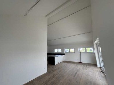 Moderne 3-Zimmer-Wohnung mit Balkon und eigenem Garten