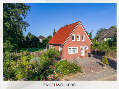 Traumhaftes Grundstück mit gepflegtem Siedlerhaus in Bestlage von Leer-Loga