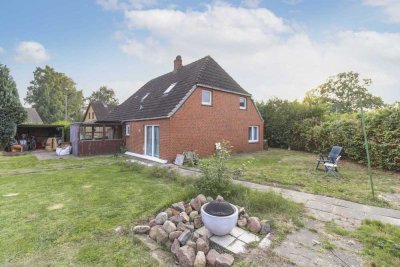 Charmantes Einfamilienhaus mit großem Potenzial in zentraler Lage von Breitenfelde