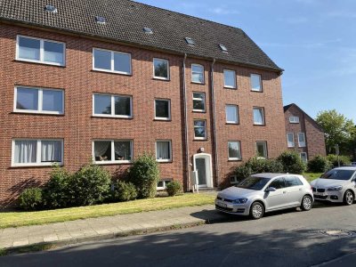 Schöne 3-Zimmer Altbauwohnung mit EBK - zentral in Cuxhaven