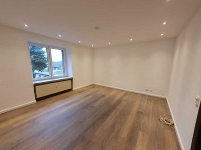 Sanierte ETW mit Stellplatz- vermietet zu verkaufen!