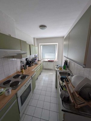 Gemütliche Wohnung mit Ofen in schöner Lage von Lübeck