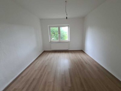 Große, ruhige 2,5 Raum-Wohnung im Grünen!