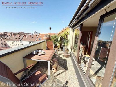 Großzügige 4-Zimmer-Dachgeschosswohnung mit Panorama-Dachterrasse in zentraler Lage von Nürnberg