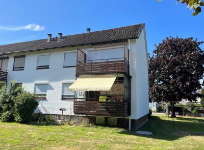Attraktive 2 2/2 - Zimmer Wohnung im 1. Obergeschoss mit Süd- Balkon in gefragter Ortslage