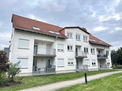 Frisch renoviert! 2-R.-Whg. mit Balkon, TG-Stpl. (duplex, saniert), Neubau 1997