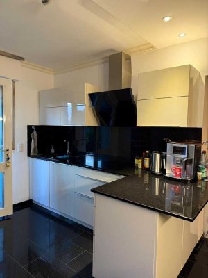 Geräumiges 6-Zimmer-Haus mit Garage in Trebur