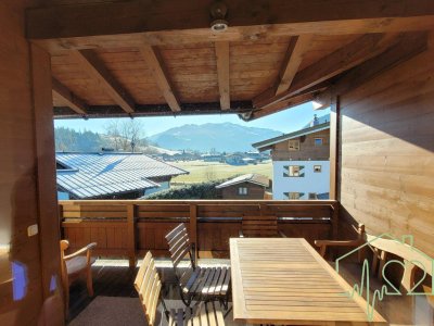 Reith bei Kitzbühel: 4 Zimmer DG-Wohnung mit Südbalkon &amp; Garage!