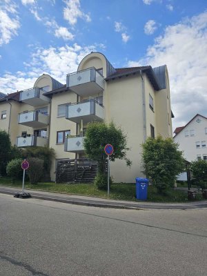 Gemütliche Dachgeschosswohnung in Hofherrnweiler