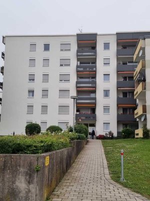 Schöne 2-Zimmer-Wohnung mit Balkon und EBK in Überlingen