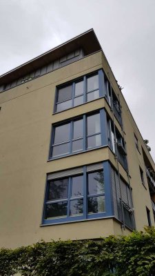 Gepflegte 1-Zimmer-Wohnung in Dresden- Südhöhe mit TG- Stellplatz