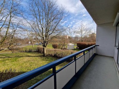 Renovierte 1-Zimmer-Wohnung mit Balkon im Erdgeschoss