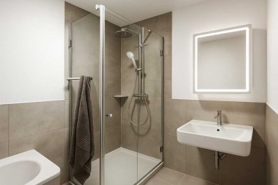 Geschmackvolle, sanierte 2-Zimmer-Wohnung mit geh. Innenausstattung, Balkon u. EBK in 90455 Nürnberg