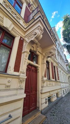 Erstbezug nach Sanierung mit EBK: Exklusive 2-Raum-Wohnung mit gehobener Innenausstattung in Potsdam