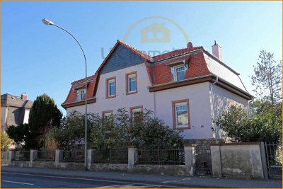 Für Altbau-Liebhaber! Fischgrätparkett + EBK + TGL-Bad