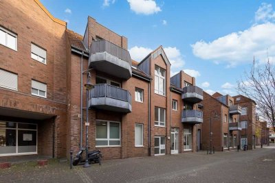 Großzügiges Dachgeschoss-Refugium: 4-Zimmer-Wohnung in zentraler Lage von Korschenbroich