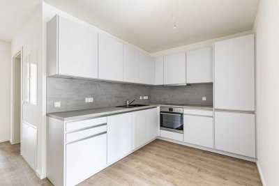 Familienwohnung mit EBK und Balkon im Hinterhaus