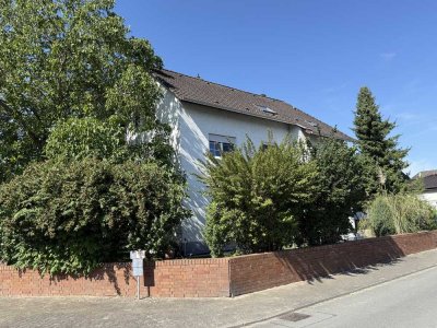 Ruhige und klimatisierte 3,5 Zimmer Dachgeschosswohnung