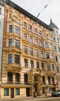 Zentraler Altbaucharme – Helle 3-Zimmer-Wohnung mit Balkon & Einbauküche in Magdeburg-Altstadt