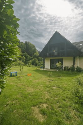 Wohlfühloase in Stadtnähe – Einfamilienhaus mit großem Garten &amp; eigenem Waldanteil – ideal für Familien