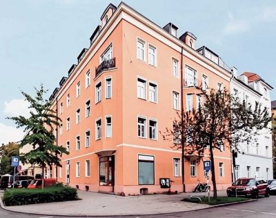 Charmante, renovierte 3-Zimmer-Altbauwohnung mit Erker im stadtnahen Trendviertel (provisionsfrei!)