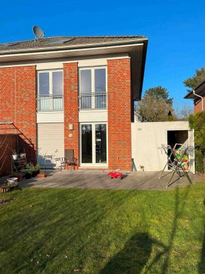 Stilvolles 6,5-Raum-Einfamilienhaus mit gehobener Innenausstattung und EBK in Düsseldorf Wittlaer