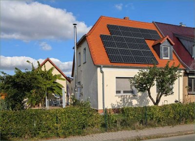 Schöne Doppelhaushälfte in Edderitz