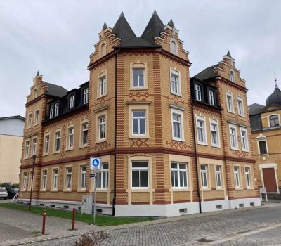 **2 Zimmer, Küche, Bad**