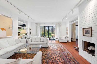 Beeindruckende Villa im klassischen Stil!