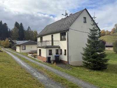 Alleinlage - Wohnhaus mit Ferienbungalow, Schuppen/Stall UND viel Land zum Wohnen oder als FeWO´s