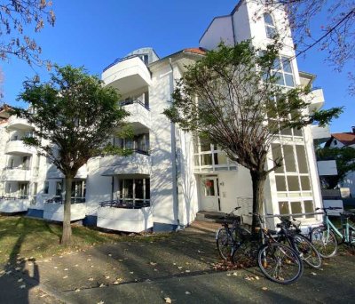 Geschmackvolle 2-Zimmer-Wohnung mit zwei Balkonen in Bonn- Beuel