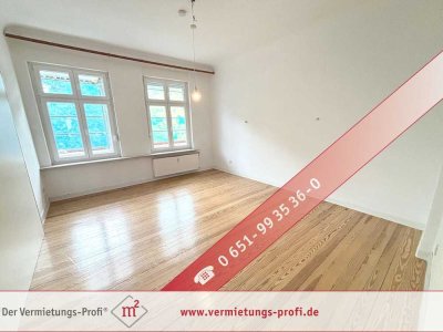 Trier: Stilvolle 100 m² Altbauwohnung mit hohen Decken und Holzdielen in zentraler Lage