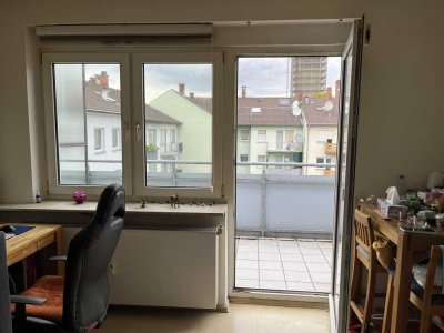 Attraktive 1-Zimmer-Wohnung mit Balkon im Herzen von Mannheim - von privat