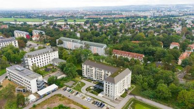 Jetzt Fördermöglichkeiten nutzen! - - - - - - - - - - - - 3-Zimmer-Wohnung mit Balkon (1.OG)