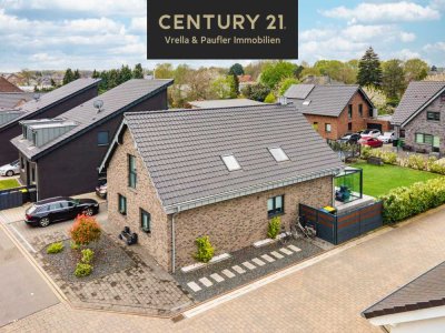 Einziehen statt suchen: Neuwertiges Einfamilienhaus mit Stil!