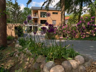 Einzigartiges ökologisches Architektenhaus (Baufritz) mit Waldgarten