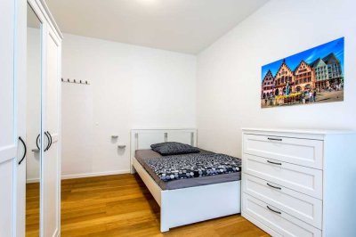 Ab 01.09.2025 - möbliertes Zimmer in moderner 10er WG - nähe Uni Riedberg
