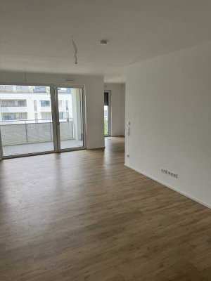 Westviertel: 3-Raum EG-Wohnung mit Terrasse