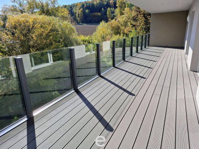 Stilvolle 4-Zimmer-DG-Wohnung mit herrlichem Naturblick in Schleißheim