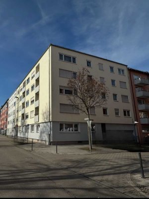 Schöne 1 Zimmer Wohnung mit Balkon in zentraler Lage von Neu-Ulm