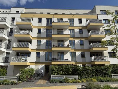 Traumhafte DG-Wohnung mit großer Terrasse, unweit der Spree ***EBK***Parkett***TG-Stellplatz***