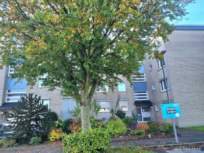 Elfrath: Junges WohnenSehr schöner auf 3 Zi, große Loggia mit Grünblick, in sehr geflegten Wohnanlag