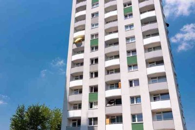 Geräumige 3-Zi.-Wohnung mit Balkon, Aufzug, Bad mit Dusche!