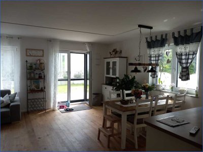 Traumhafte Doppelhaushälfte in Junkenhofen – modern & naturnah