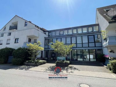 KR-HÜLS - FÜR SENIOREN - HELLE WOHNUNG MIT EINBAUKÜCHE - BALKON - AUFZUG - GARTEN